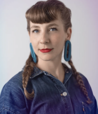 Kirsten White, Registered Psychotherapist, Psychodynamic, AEDP, Neuro Affirming.